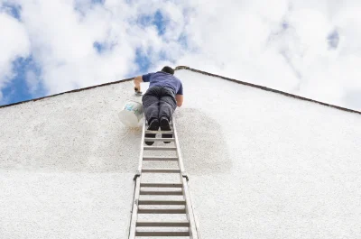 Peinture extérieure à Lunac — façades et ravalement
